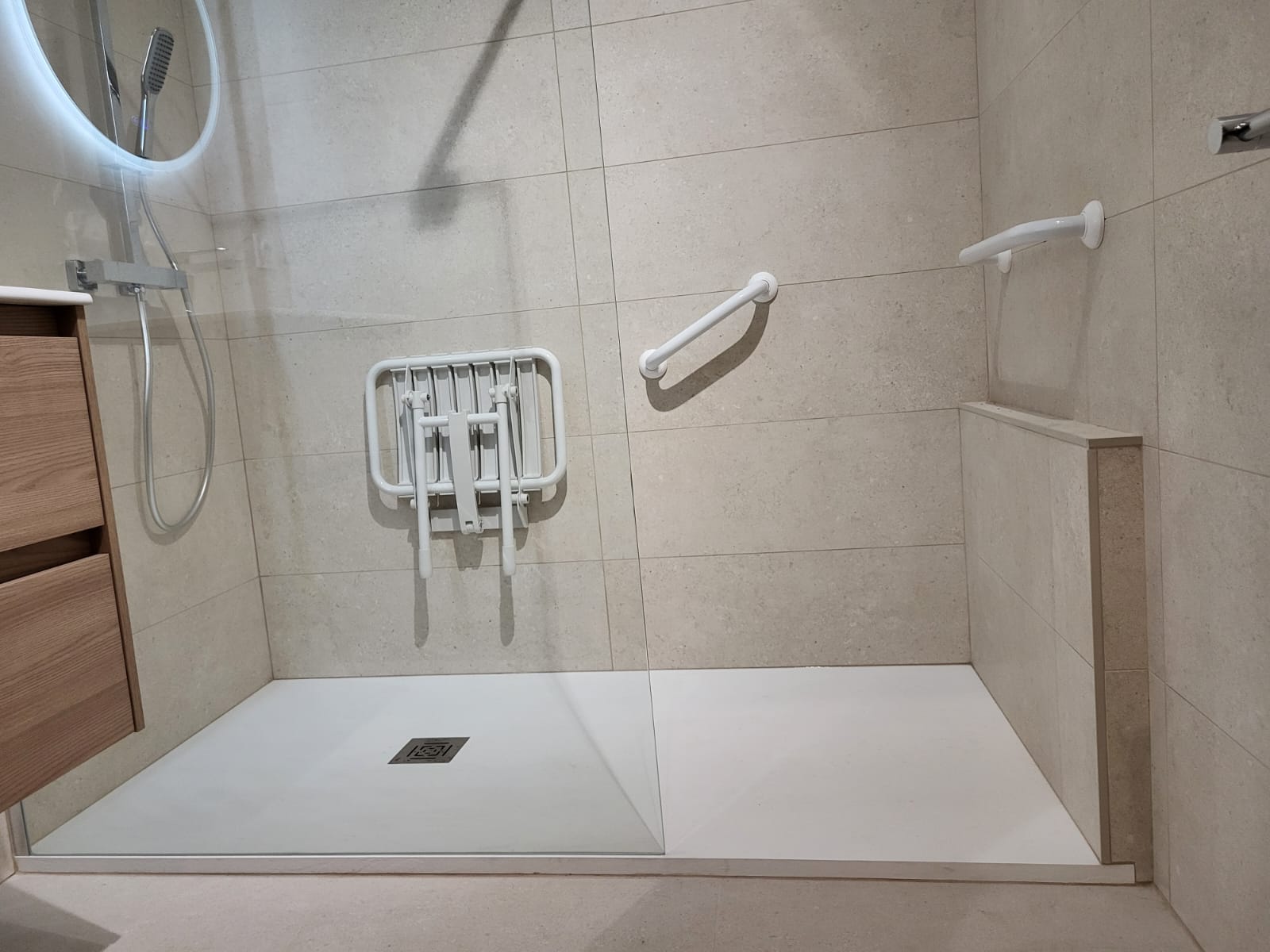 Salle de bain / plomberie – AB Plomberie Narbonne – photo 23